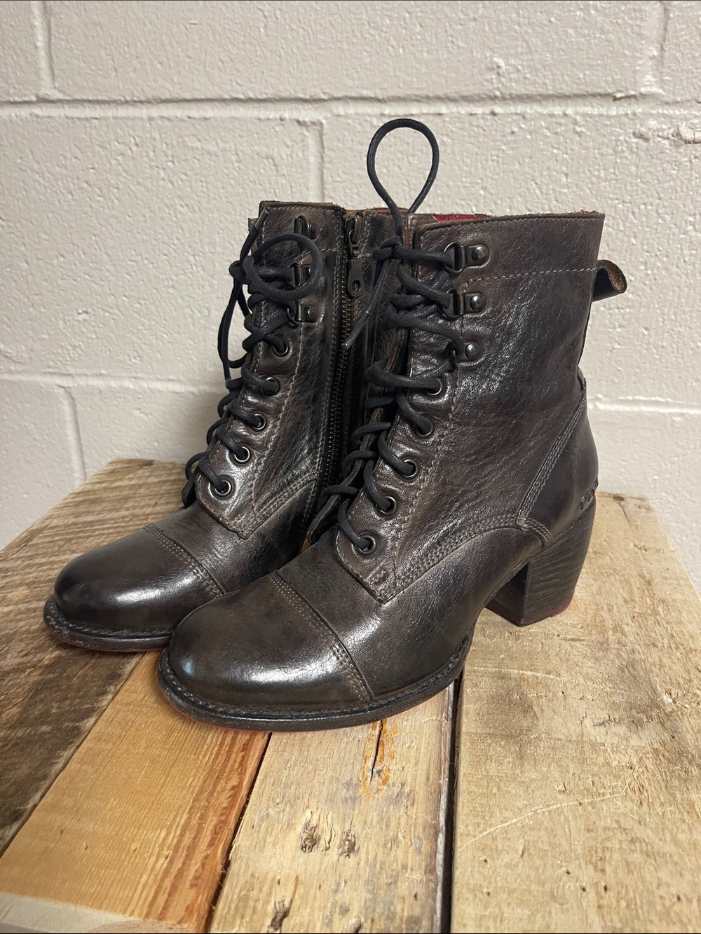 BED|STU Dark Brown Lace-Up Leather Heel Boots